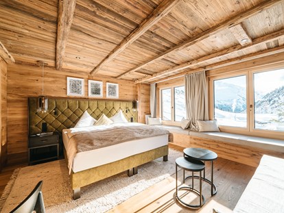 Hotels an der Piste - Parkplatz: kostenlos beim Hotel - Arlberg Panorama Doppelzimmer - Hotel Maiensee