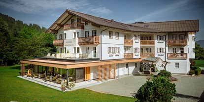 Hotels an der Piste - Sonnenterrasse - Mühlbach am Hochkönig - Außenansicht Sommer - Crystls Aparthotel