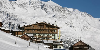 Hotels an der Piste - Verpflegung: Frühstück - Skigebiet Sölden - Aussenansicht - Hotel Silbertal