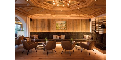 Hotels an der Piste - Suite mit offenem Kamin - Lobby - Aktivhotel Alpendorf