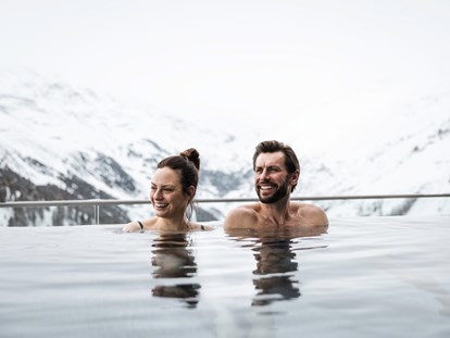 Hotels an der Piste - Skiservice: Skireparatur - Ratschings - Außenpool  - SKI | GOLF | WELLNESS Hotel Riml ****s
