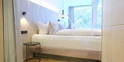 Hotels an der Piste - Hotel-Schwerpunkt: Skifahren & Kulinarik - Zams - Doppelzimmer Panorama - Die Arlbergerin