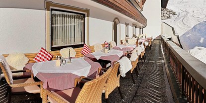 Hotels an der Piste - geführte Skitouren - St. Anton am Arlberg - Sonnenterrasse - Hotel Ulli