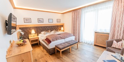 Hotels an der Piste - Skiservice: vorhanden - Galtür - Doppelzimmer Classic mit Parkett - Hotel Ulli