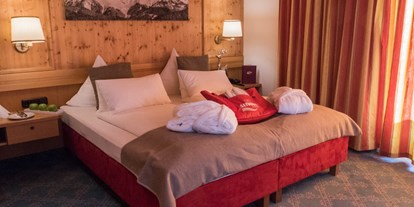 Hotels an der Piste - Hotel-Schwerpunkt: Skifahren & Kulinarik - Scheffau am Wilden Kaiser - Doppelzimmer Ambiente - Natürliche Materialien und die frische Bergluft sorgen für ein angenehmes Wohnklima - Das Seiwald