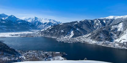 Hotels an der Piste - Sonnenterrasse - Gletscherskigebiet Kitzsteinhorn - Ausblick auf den Zeller See - Hotel Sonnblick