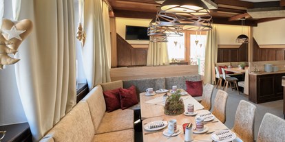 Hotels an der Piste - Skiraum: Skispinde - Kleinarl - Frühstücksraum - Harmls Aparthotel