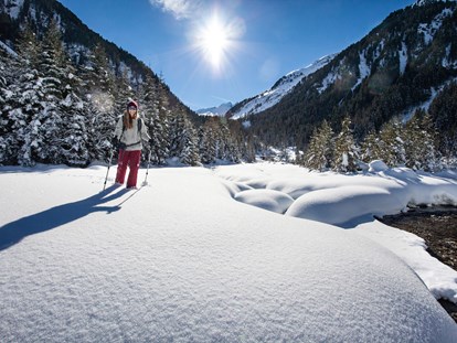 Hotels an der Piste - Skiraum: videoüberwacht - Itter - Schneeschuhwandern - Wander- & Wellnesshotel Gassner****s