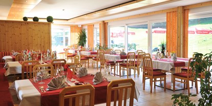 Hotels an der Piste - Verpflegung: Frühstück - Skigebiete Zettersfeld und Hochstein Lienz - Restaurant - Familienhotel Moosalm