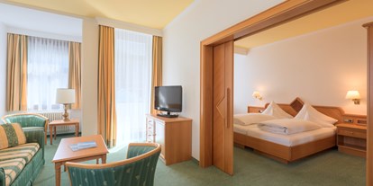 Hotels an der Piste - Skiraum: versperrbar - Ski Arlberg - Beispiel Foto "Valluga Suite" - Hotel Post