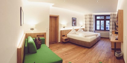 Hotels an der Piste - Hotel-Schwerpunkt: Skifahren & Kulinarik - Warth (Warth) - Beispielbild "St. Anton Doppelzimmer" - Hotel Post
