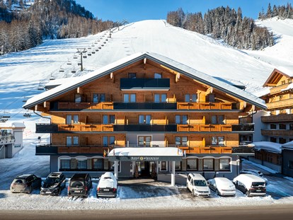 Hotels an der Piste - Hotel-Schwerpunkt: Skifahren & Familie - Filzmoos (Filzmoos) - Ski in, Ski out - **** Hotel Alpenrose Zauchensee