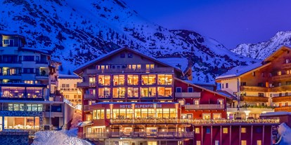 Hotels an der Piste - Parkplatz: kostenlos beim Hotel - Fendels - Hotel Alpenfriede