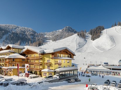 Hotels an der Piste - Skikurs direkt beim Hotel: eigene Skischule - Filzmoos (Filzmoos) - Familotel Zauchenseehof