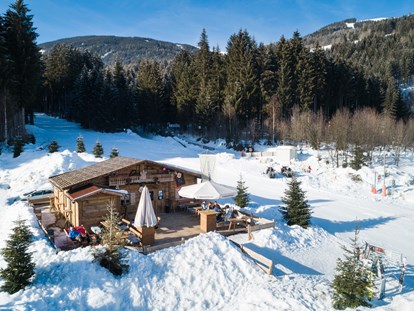 Hotels an der Piste - Sonnenterrasse - Skihaserl Aprés Ski - Hotel Hubertus