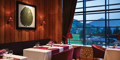 Hotels an der Piste - Parkplatz: gebührenpflichtig beim Hotel - Skigebiet KitzSki Kitzbühel Kirchberg - Kempinski Hotel Das Tirol