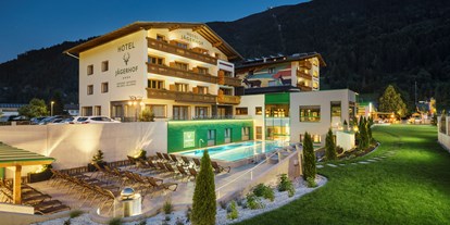 Hotels an der Piste - Sonnenterrasse - Skigebiet Venet - Hotel Jägerhof