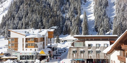 Hotels an der Piste - Parkplatz: kostenlos beim Hotel - Skigebiet Pitztaler Gletscher und Rifflsee - Hotel Andreas Hofer 