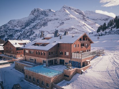 Hotels an der Piste - Kinder-/Übungshang - Schröcken - AlpenParks Hotel & Apartment Arlberg