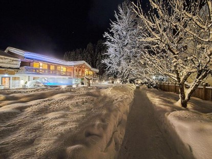 Hotels an der Piste - Sauna - St. Johann in Tirol - ALL INCLUSIVE Hotel DIE SONNE