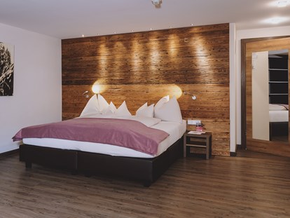 Hotels an der Piste - Hotel-Schwerpunkt: Skifahren & Familie - Zimmer - ALL INCLUSIVE Hotel DIE SONNE