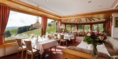 Hotels an der Piste - Hotel-Schwerpunkt: Skifahren & Ruhe - Aufenthaltsraum Panorama Lodge Sonnenalm - Panorama Lodge Sonnenalm Hochschwarzwald
