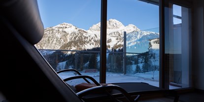 Hotels an der Piste - Sauna - Skigebiet Nassfeld - Hotel Nassfeld Aussicht Sauna auf Gartnerkofel - Hotel Nassfeld