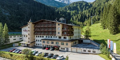 Hotels an der Piste - Skiraum: versperrbar - Brenner - Hotel Der Rindererhof