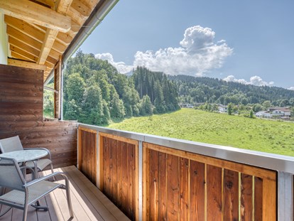 Hotels an der Piste - Preisniveau: moderat - Itter - Standard Zimmer - COOEE alpin Hotel Kitzbüheler Alpen
