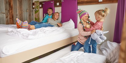 Hotels an der Piste - Kinder-/Übungshang - SkiStar St. Johann in Tirol - Explorer Hotel Kitzbühel