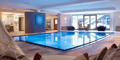 Hotels an der Piste - Skiraum: Skispinde - Hirschegg (Mittelberg) - Pool im Hotel Gotthard - Hotel Gotthard