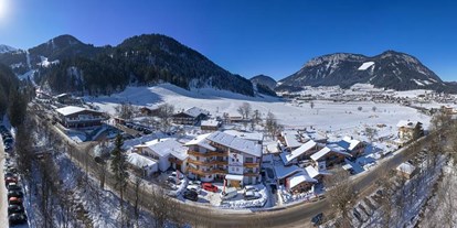 Hotels an der Piste - Sonnenterrasse - SkiWelt Wilder Kaiser - Brixental - Hotel Hexenalm & Hexenblick