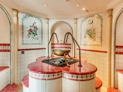 Hotels an der Piste - Sauna - Österreich - Entspannung pur im Wellnessbereich - Skihotel Edelweiss Hochsölden
