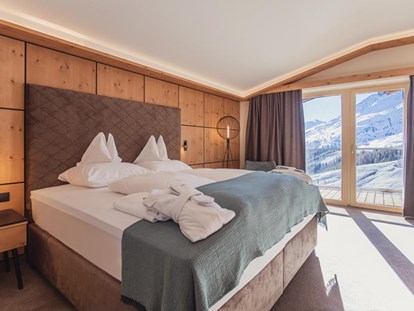 Hotels an der Piste - Hotel-Schwerpunkt: Skifahren & Wellness - Kühtai - Doppelzimmer Gaislachkogel mit Südbalkon - Skihotel Edelweiss Hochsölden