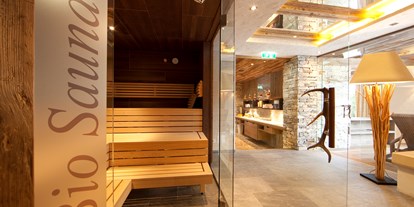 Hotels an der Piste - Hotel-Schwerpunkt: Skifahren & Kulinarik - Tirol - mehrere Saunen und herrliche Ruheräume mit Bergblick - Hotel Sonnenhof 