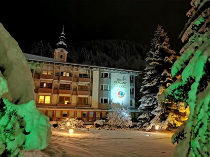 Hotels an der Piste - Hallenbad - Winter in Bad Kleinkirchheim - Hotel Prägant ****