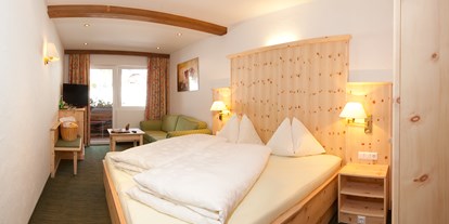 Hotels an der Piste - Hotel-Schwerpunkt: Skifahren & Sparen - Katschberghöhe - Doppelzimmer "Zirbe" - Hotel Berghof