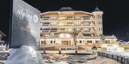 Hotels an der Piste - Parkplatz: kostenlos beim Hotel - Tirol - Winterzauber - Traumhotel Alpina ****S