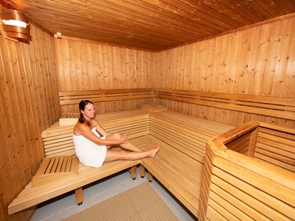 Hotels an der Piste - Steiermark - Wellnessbereich mit Sauna
Foto: Niki Pommer) - Familienhotel Berger ***superior