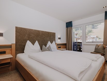 Hotels an der Piste - Hotel-Schwerpunkt: Skifahren & Kulinarik - Doppelzimmer Basic - B&B Hotel Die Bergquelle