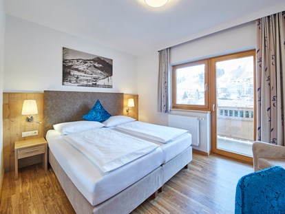 Hotels an der Piste - Hotel-Schwerpunkt: Skifahren & Kulinarik - Kaprun - Doppelzimmer "Komfort" - Dein MOUNTAIN Wohlfühlhotel Johanneshof