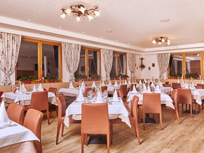 Hotels an der Piste - Hotel-Schwerpunkt: Skifahren & Familie - Gemütliches Restaurant  - Dein MOUNTAIN Wohlfühlhotel Johanneshof