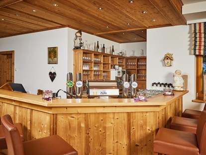 Hotels an der Piste - Verpflegung: Frühstück - Bar im Johanneshof - Dein MOUNTAIN Wohlfühlhotel Johanneshof