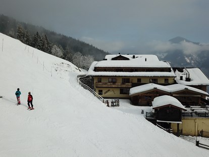 Hotels an der Piste - Skikurs direkt beim Hotel: für Erwachsene - St. Jakob in Haus - Direkt auf der Piste - Berghotel Jaga-Alm