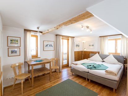 Hotels an der Piste - Trockenraum - Zimmer nach Westen/Südwesten  - Sattleggers Alpenhof & Feriensternwarte 