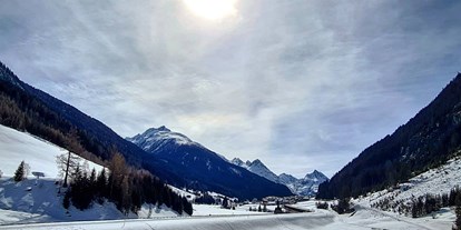 Hotels an der Piste - Skiraum: versperrbar - Nauders - Winterspaziergang die Ruhe genießen  - Hotel Persura