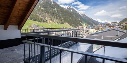 Hotels an der Piste - Hotel-Schwerpunkt: Skifahren & Wellness - Nauders - Ausblick EZ - Hotel Persura