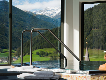 Hotels an der Piste - Parkplatz: kostenlos beim Hotel - Tirol - Hotel Goldried