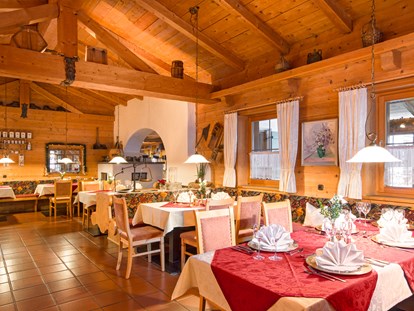 Hotels an der Piste - Hotel-Schwerpunkt: Skifahren & Familie - Faschina - Restaurant - Aparthotel Spitzer