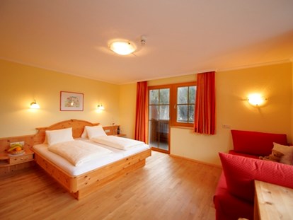 Hotels an der Piste - Hotel-Schwerpunkt: Skifahren & Familie - Filzmoos (Filzmoos) - Zirbenholzzimmer - Hotel-Pension Bruckreiterhof